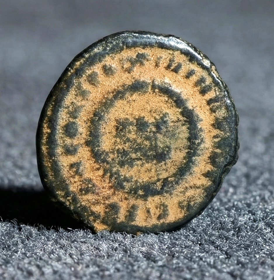 Moeda Romana Follis de Constantino I “o Grande” (307–337 d.C.) – imagem 2