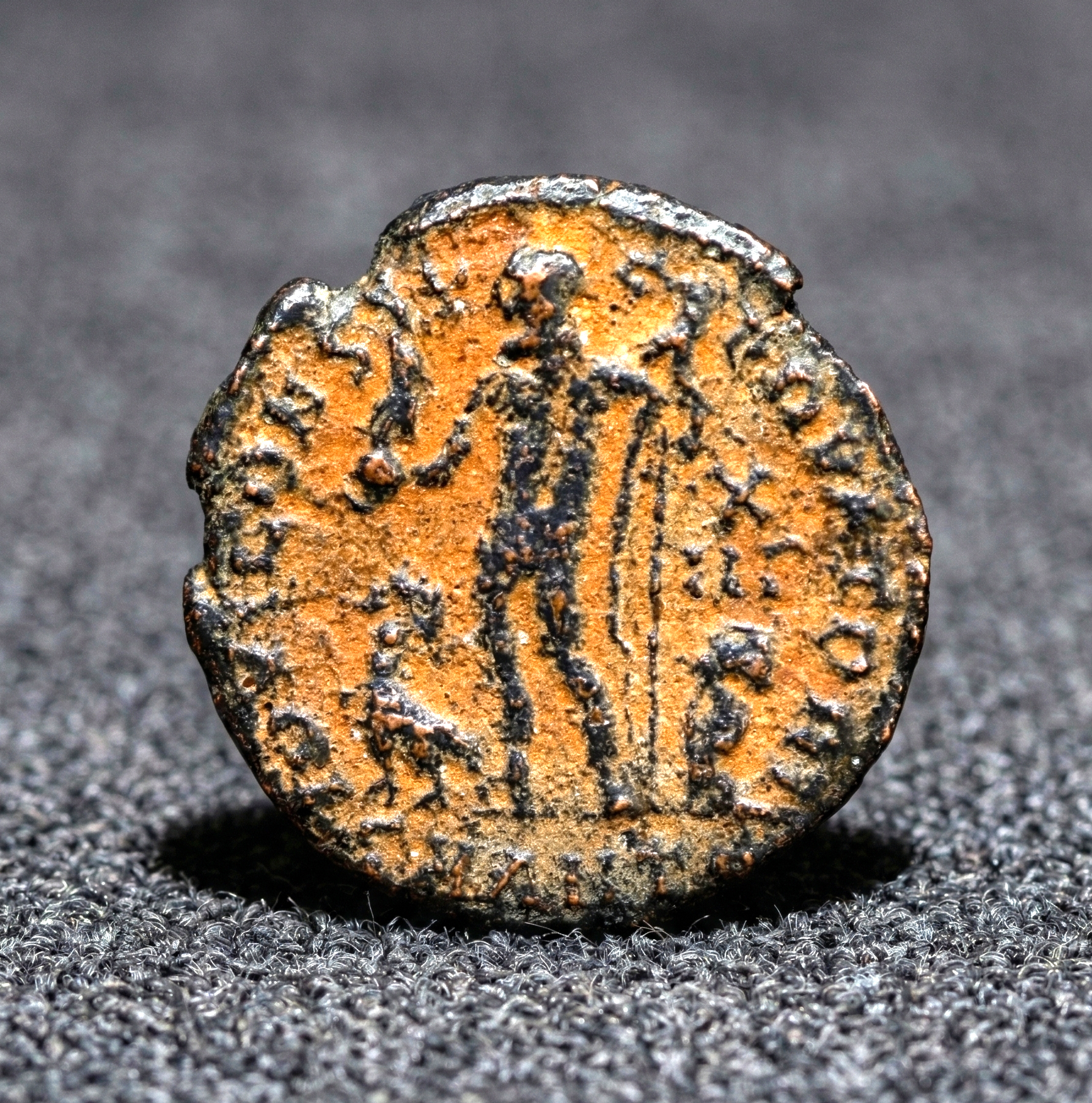 Moeda Romana Nummus de Licinius I (308-324) – imagem 2