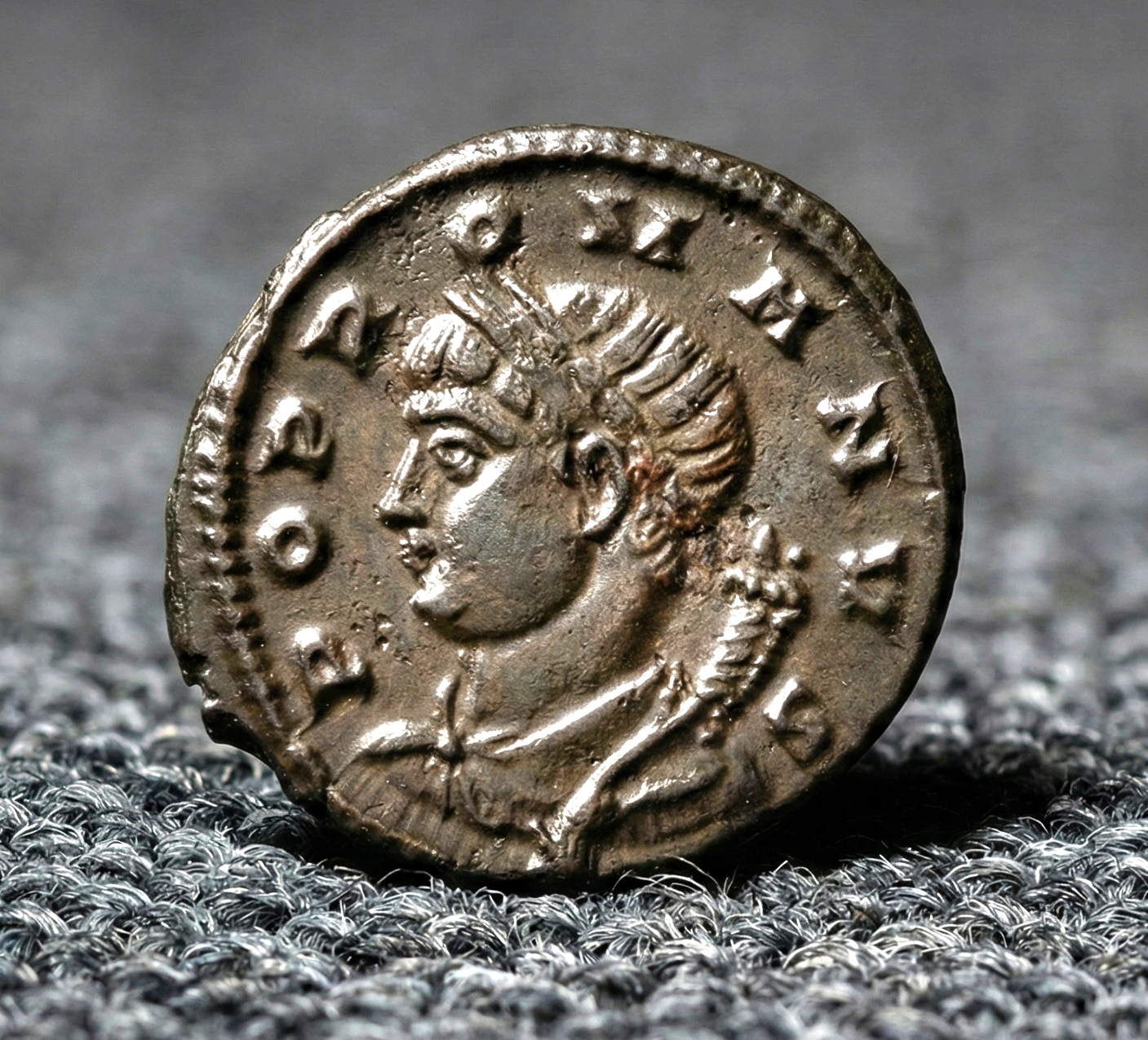 Moeda Romana Rara Fundação de Constantinopla (306–337) – imagem 1